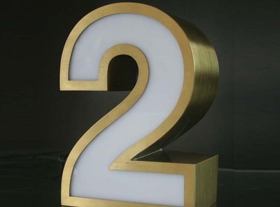 鈦金字制作指南 質(zhì)優(yōu)價(jià)廉，打造精品廣告標(biāo)識